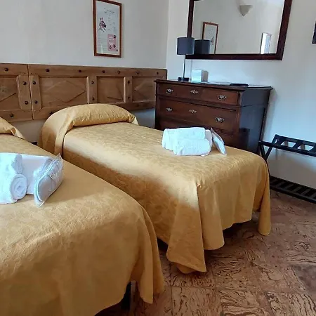 Oryza Sulla Via Francigena Πανσιόν 4*